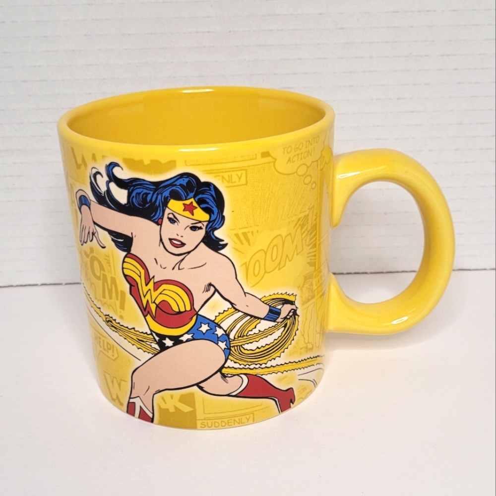 DC Comics Wonder Woman Yellow Mug